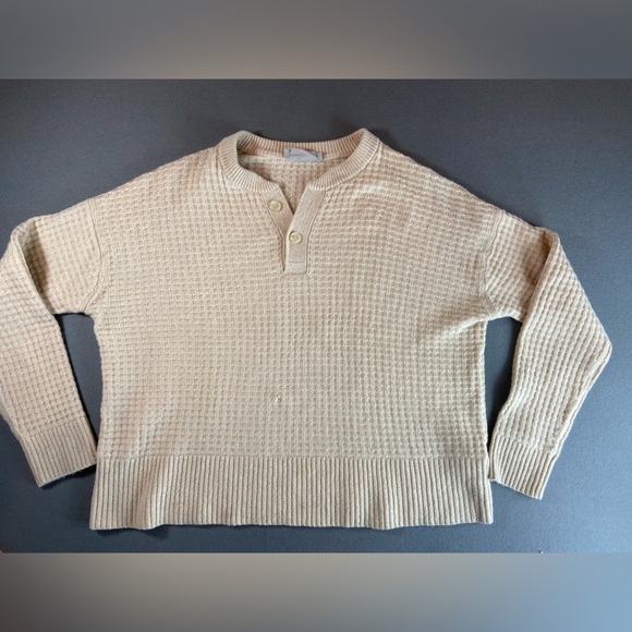 Everlane Sweaters - Everlane Cashmere Sweater Waffle Weave 2 Buttons Size Large